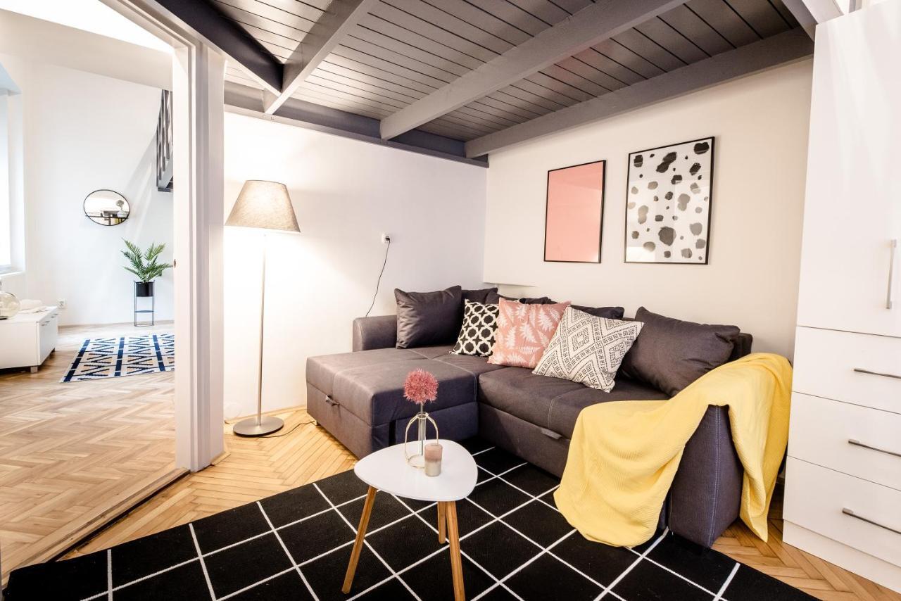 Rainbow Dream Apartment Budapest Bagian luar foto