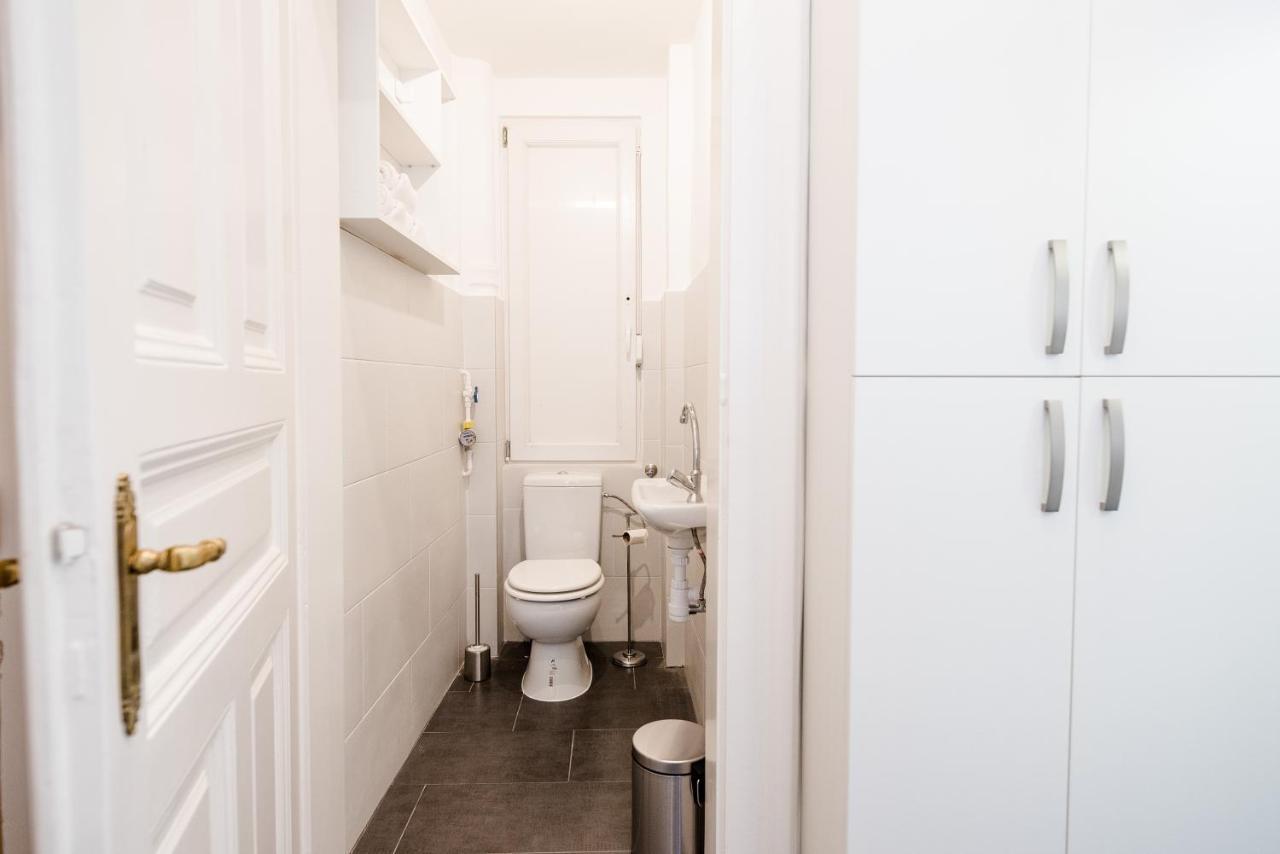 Rainbow Dream Apartment Budapest Bagian luar foto