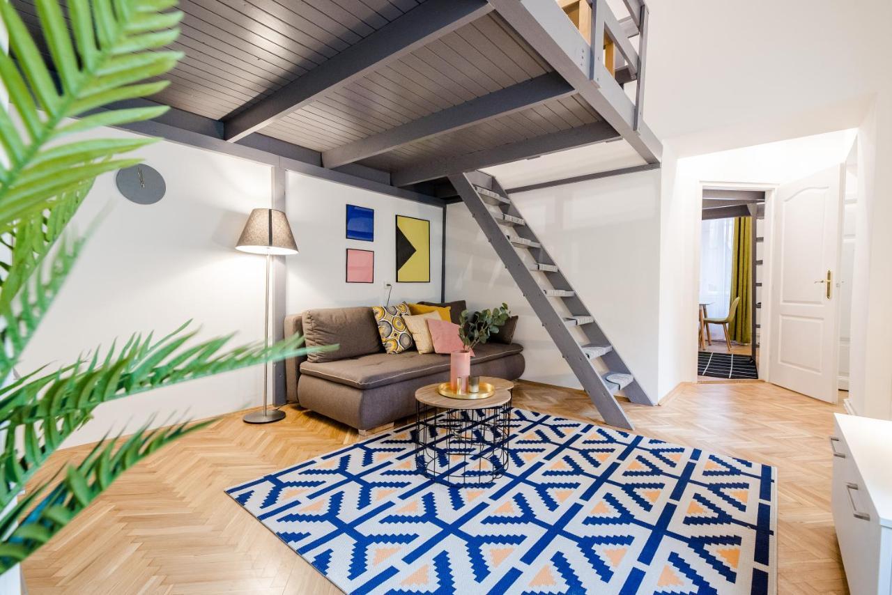 Rainbow Dream Apartment Budapest Bagian luar foto