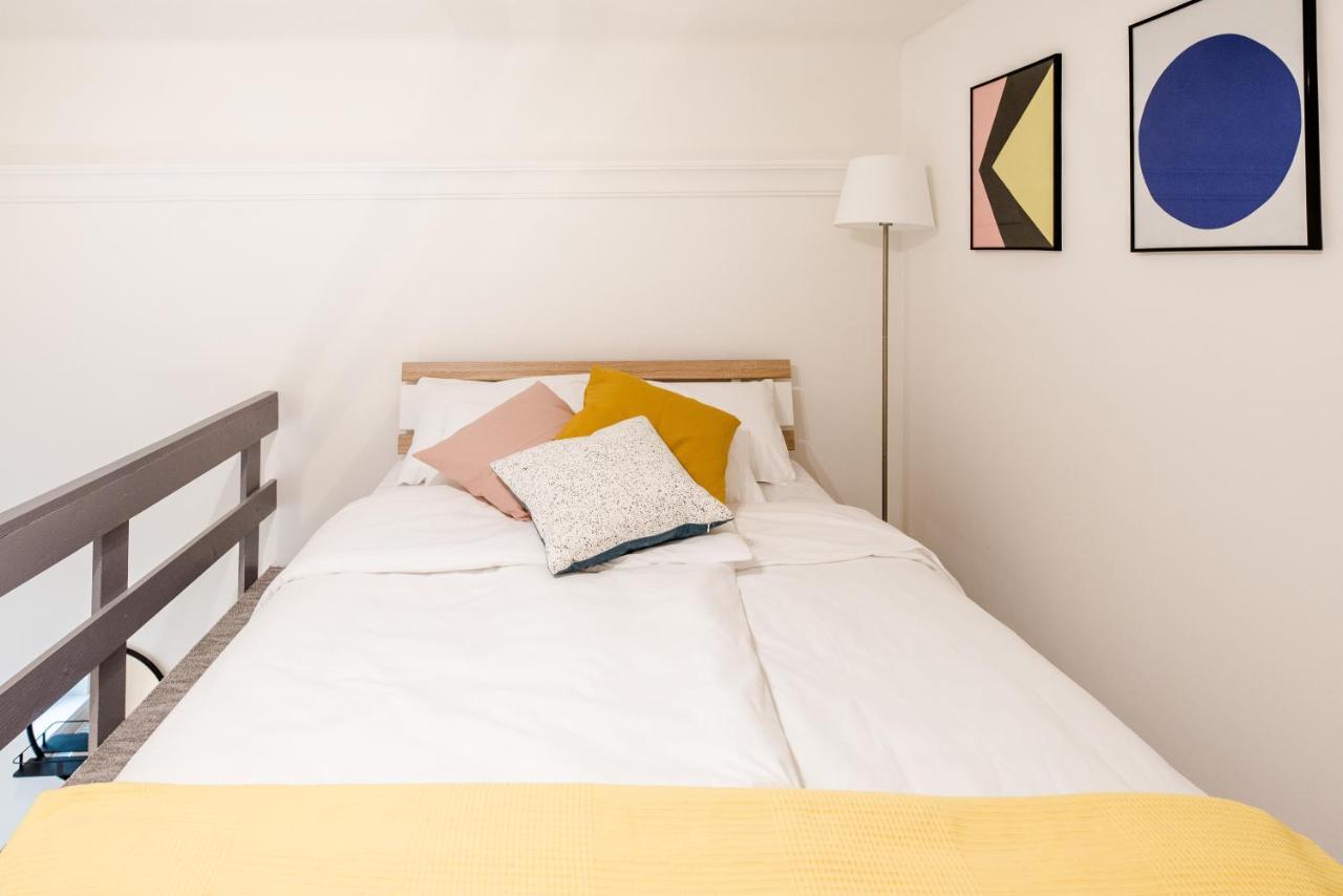 Rainbow Dream Apartment Budapest Bagian luar foto