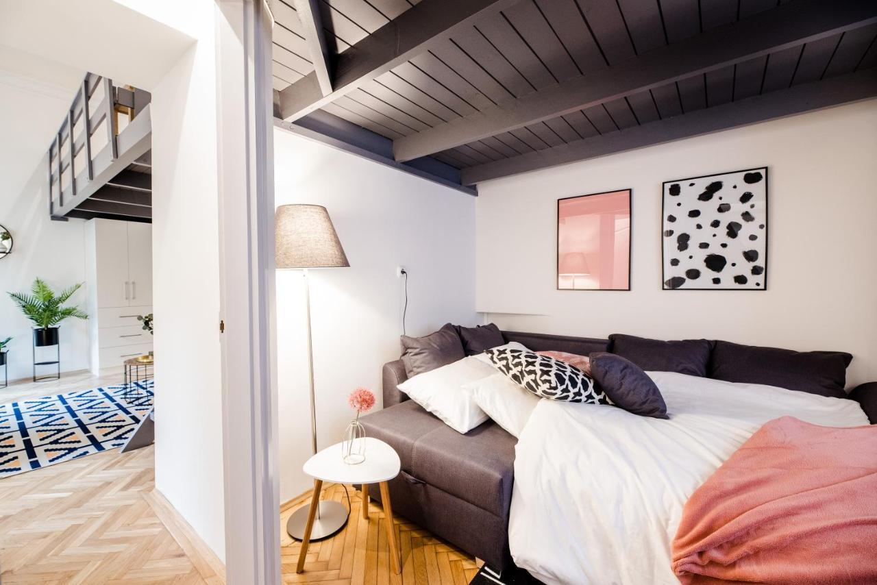 Rainbow Dream Apartment Budapest Bagian luar foto