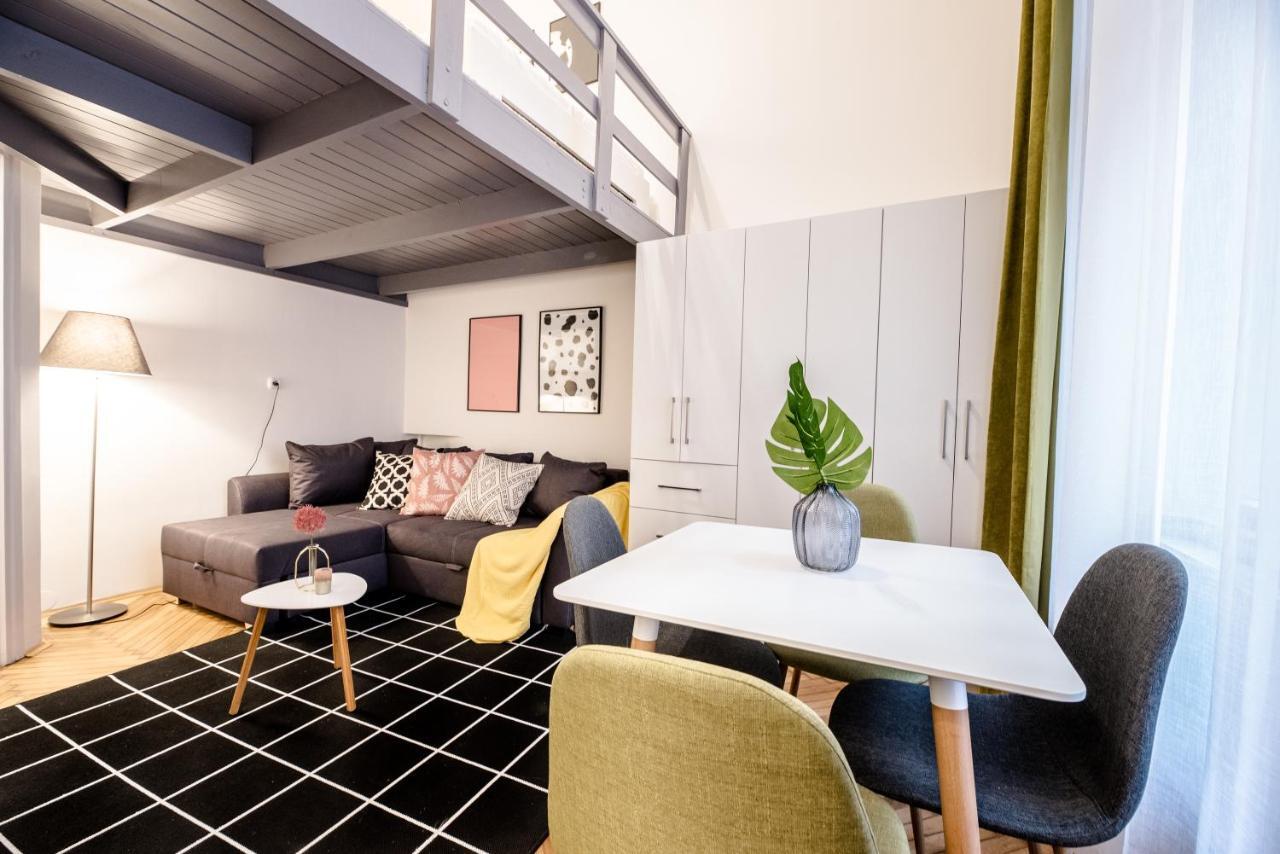 Rainbow Dream Apartment Budapest Bagian luar foto