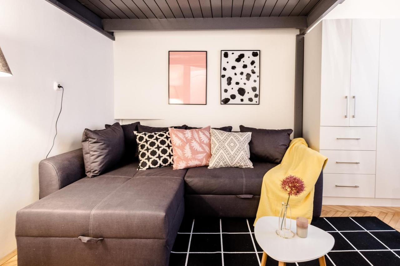 Rainbow Dream Apartment Budapest Bagian luar foto